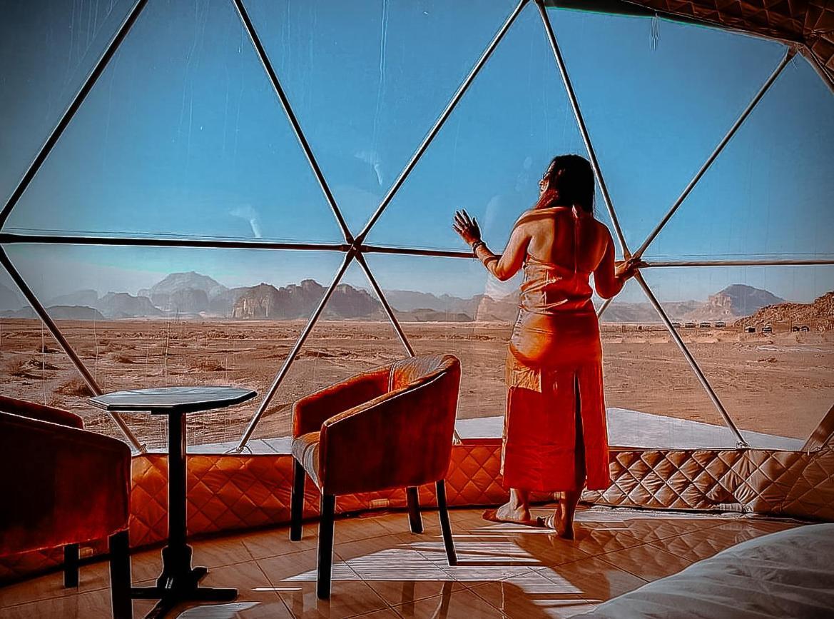 Rum Maria Luxury Camp & Bubble Rooms Wadi Rum Esterno foto